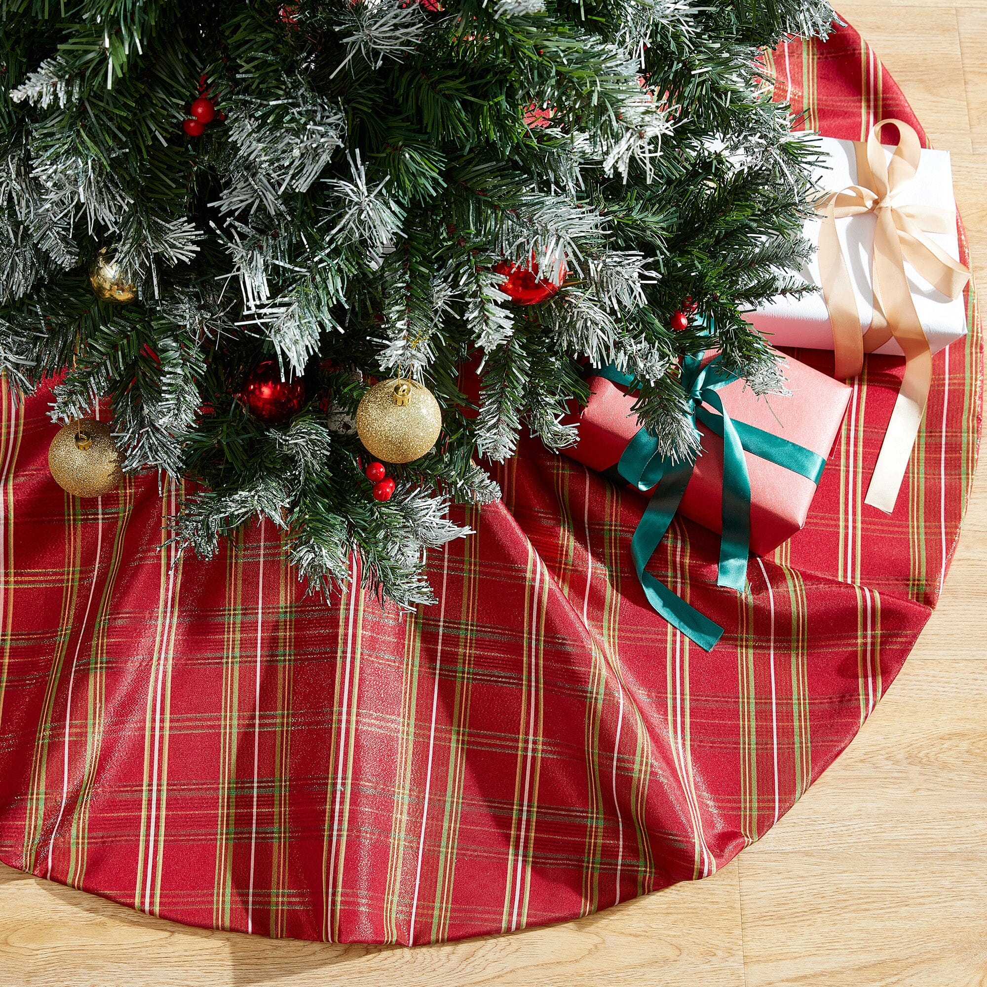 Luxe Faux Fur Tree Skirt