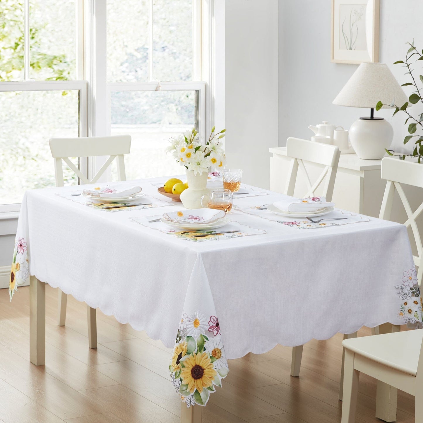 Sunflower and Daisies Cutwork Tablecloth